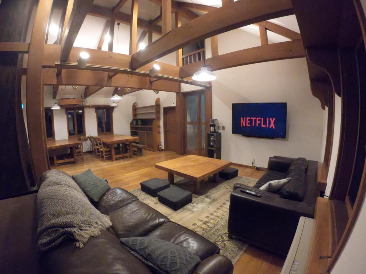 The Joint Bed and Breakfast Hakuba Exteriör bild