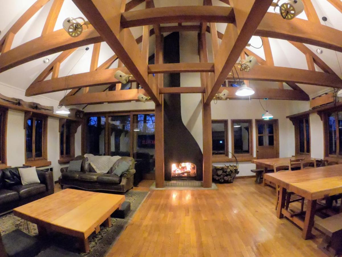 The Joint Bed and Breakfast Hakuba Exteriör bild